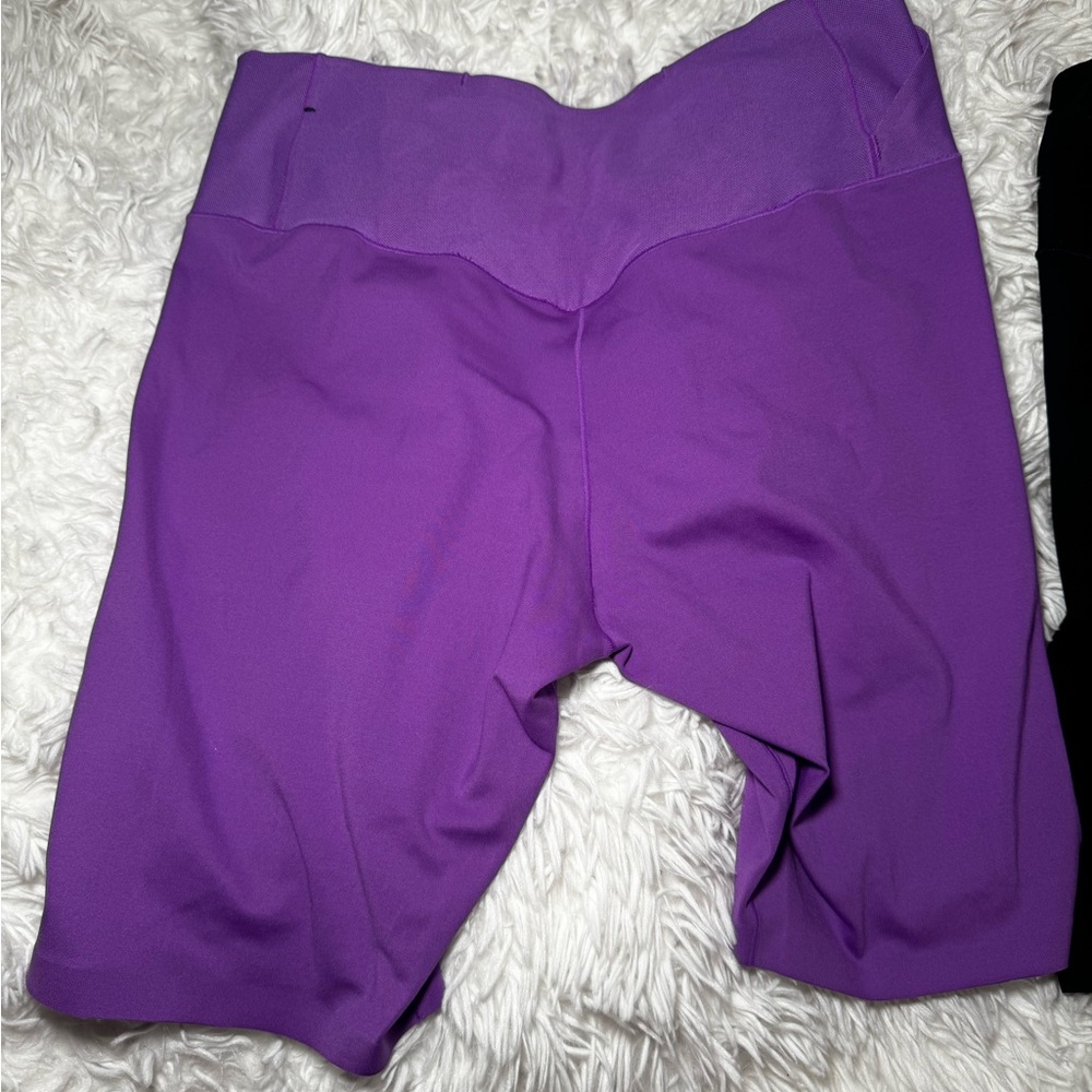 Nike Shorts Set - Picture 4 of 7